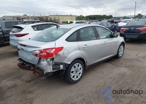2012 Ford Focus Se z USA, uszkodzony, nr VIN 1FAHP3F24CL249483